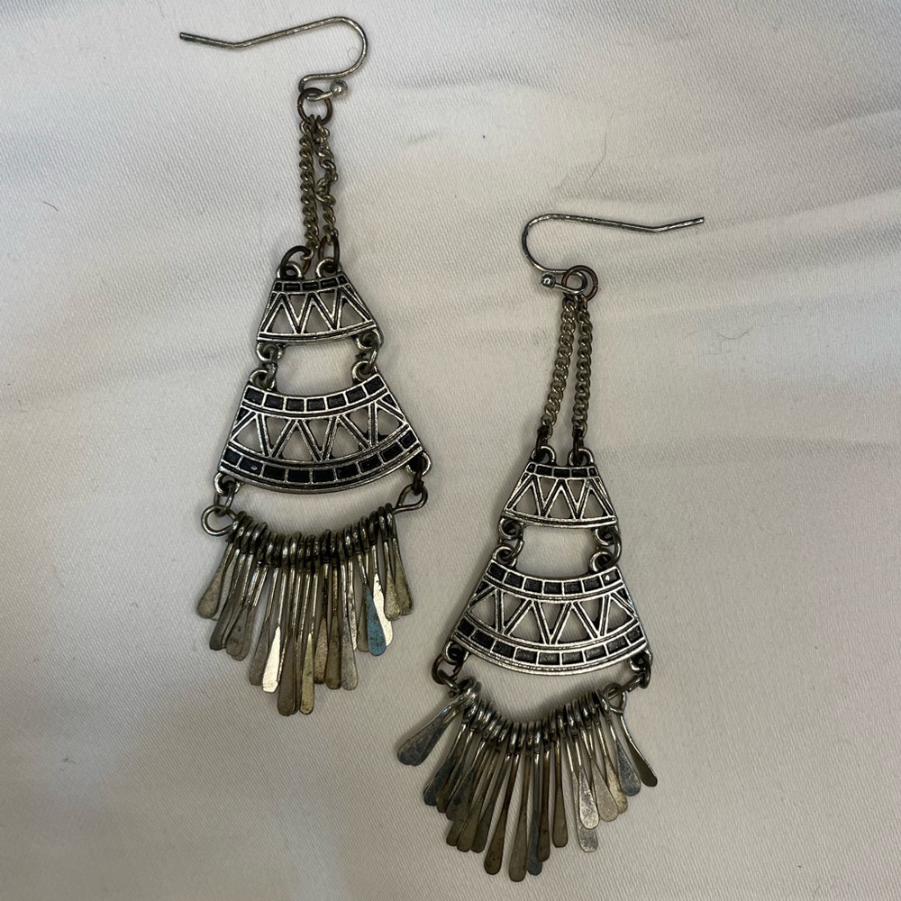 💚Dangly Earrings
